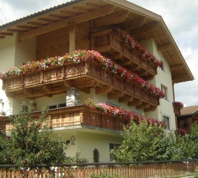 Ferienwohnung Kainer Carina Ried im Zillertal Exterior foto